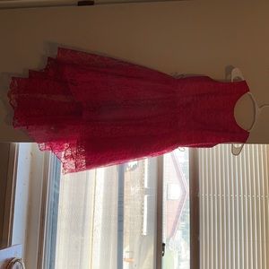 Kids dress size 14 runs small